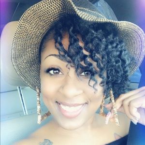 Meet your Posher, Tisha